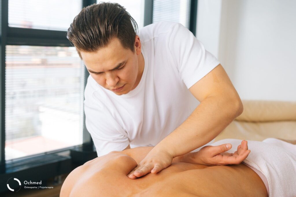 Ból między łopatkami – nie tylko od komputera